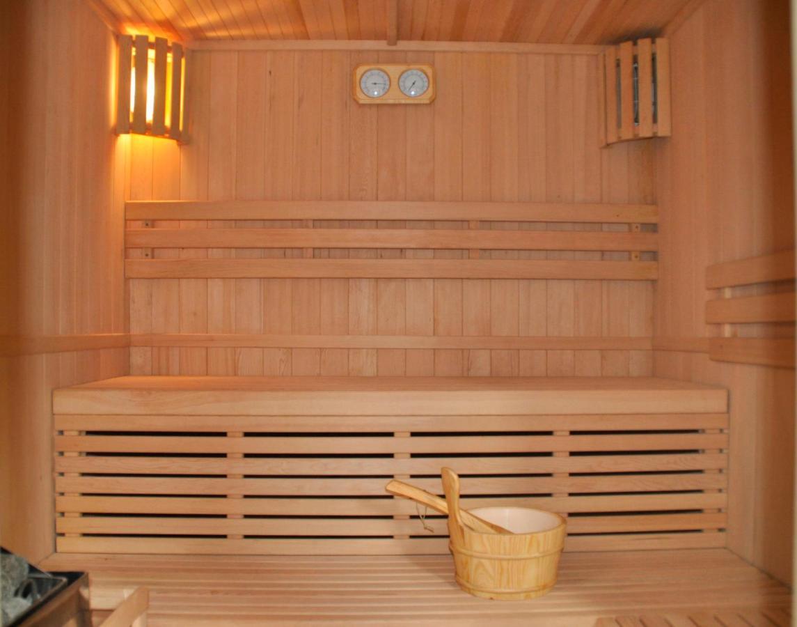 Huis Nummer 7 Met Sauna En 3 Slaapkamers Leeuwarden Kültér fotó